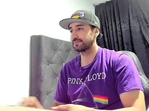 coolfriki online show from 10.26.25