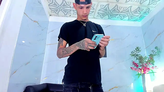 Justin rain online show from 10.08.25