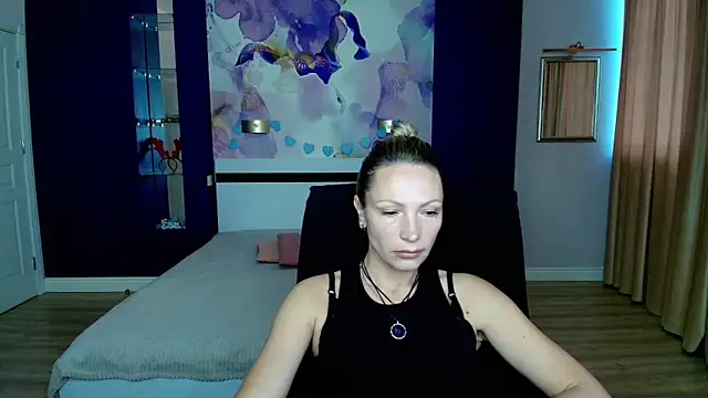 AlinaMoor online show from 10.11.25