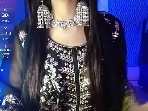 Snapshot of Roiseeee chatting on 03.21.26 Roiseeee online show from 03.21.26