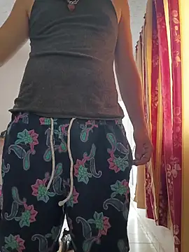 Yasahel33 online show from 04.28.26