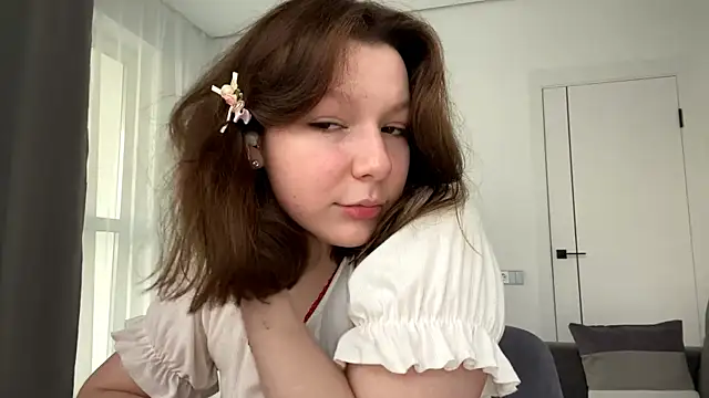 Snapshot of TamekiaSamii chatting on 11.06.25 TamekiaSamii online show from 11.06.25