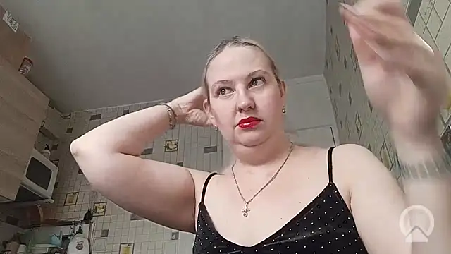 Snapshot of Melorini chatting on 02.22.26 Melorini online show from 02.22.26