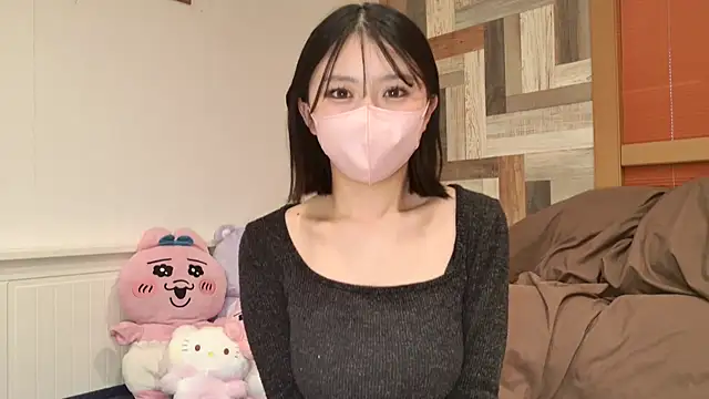Snapshot of moka_latte chatting on 04.24.26 moka latte online show from 04.24.26