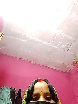 Snapshot of Cr_sonam chatting on 10.25.25 Cr sonam online show from 10.25.25