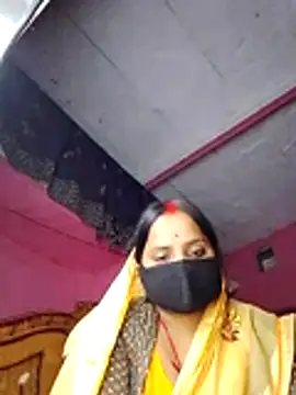 Snapshot of Cr_sonam chatting on 11.15.25 Cr sonam online show from 11.15.25