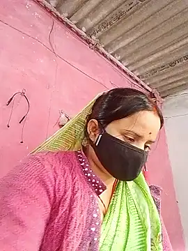 Snapshot of Cr_sonam chatting on 11.16.25 Cr sonam online show from 11.16.25