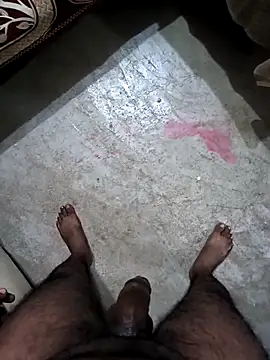 Snapshot of Bull_For_Cuckold_Realmeet chatting on 12.04.25 Bull For Cuckold Realmeet online show from 12.04.25