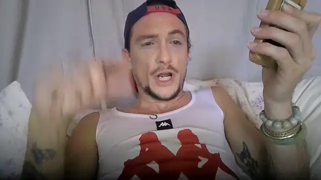 Snapshot of Dubbsssss chatting on 06.30.26 Dubbsssss online show from 06.30.26