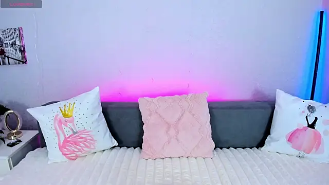 Evarey  online show from 01.08.26