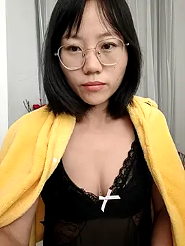 Snapshot of nini10052025 chatting on 11.01.25 nini10052025 online show from 11.01.25