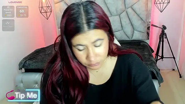 Snapshot of Addyy_02 chatting on 06.05.26 Addyy 02 online show from 06.05.26