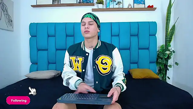 Brian hot online show from 04.20.26