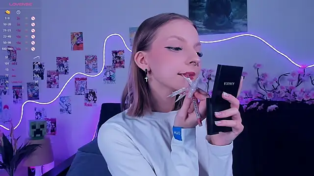 Snapshot of Golden_dawn chatting on 11.29.25 Golden dawn online show from 11.29.25