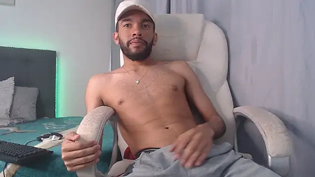 andresnoir  online show from 10.15.25