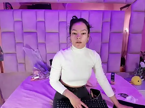 Gisell Squirt  online show from 11.27.25