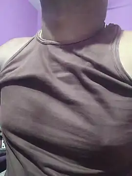 Snapshot of Y0ur_Slave chatting on 07.13.26 Y0ur Slave online show from 07.13.26
