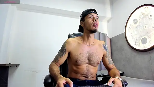 Rurik Jones online show from 10.21.25