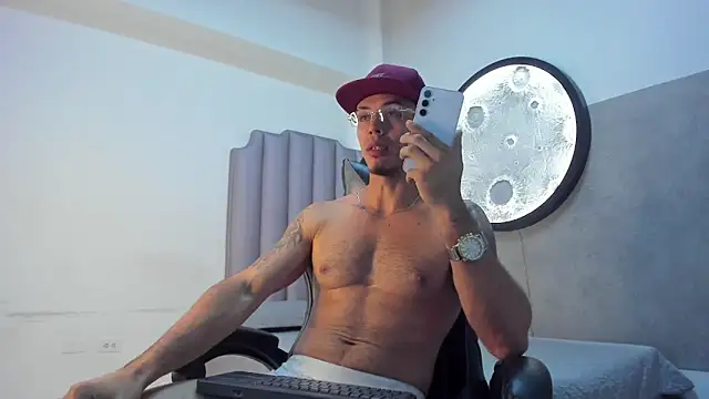 Rurik Jones online show from 11.20.25