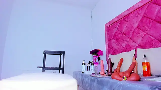 Bigasshott  online show from 12.14.25