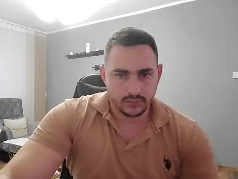 Snapshot of mastermute chatting on 11.01.25 mastermute online show from 11.01.25