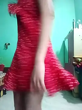 Snapshot of Hornyme18 chatting on 11.25.25 Hornyme18 online show from 11.25.25