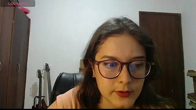 CarlaLorez online show from 04.02.26