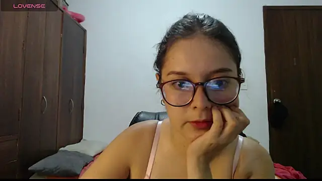 CarlaLorez online show from 06.23.26
