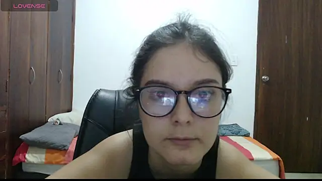 CarlaLorez online show from 07.16.26