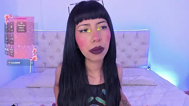 Nina fox 0691 online show from 11.29.25