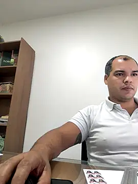 Snapshot of BigCockGostosoDaPorra chatting on 10.22.25 BigCockGostosoDaPorra online show from 10.22.25