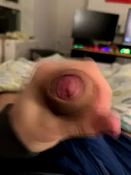 Snapshot of jakeBigCock1905 chatting on 10.31.25 jakeBigCock1905 online show from 10.31.25