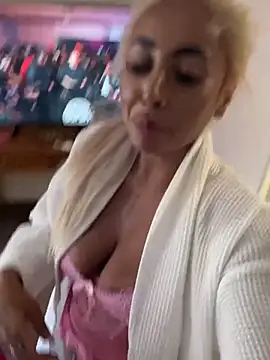 zara bellexx online show from 04.23.26
