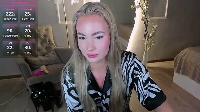  BellaClark online show from 03.31.26