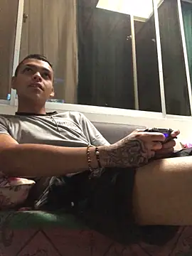 Snapshot of nexus0_o chatting on 10.20.25 nexus0 o online show from 10.20.25