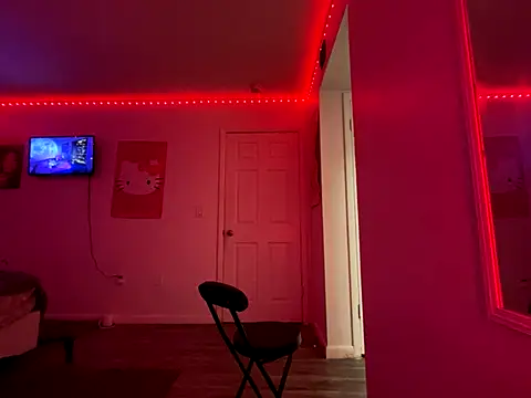 Snapshot of twerkaholic120 chatting on 10.14.25 twerkaholic120 online show from 10.14.25