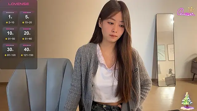 Snapshot of Alyssa-8 chatting on 03.25.26 Alyssa-8 online show from 03.25.26