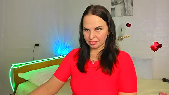Snapshot of MIRAA_LUV chatting on 04.22.26 MIRAA LUV online show from 04.22.26