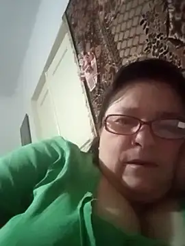 Snapshot of MilaCold5443 chatting on 02.26.26 MilaCold5443 online show from 02.26.26