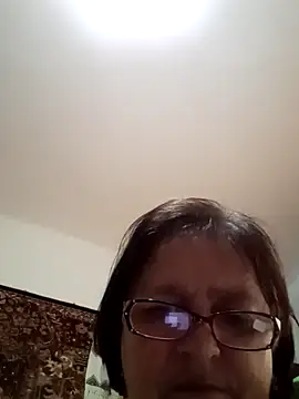 Snapshot of MilaCold5443 chatting on 03.26.26 MilaCold5443 online show from 03.26.26