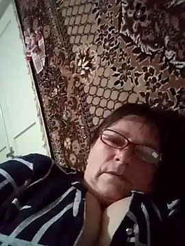 Snapshot of MilaCold5443 chatting on 03.27.26 MilaCold5443 online show from 03.27.26