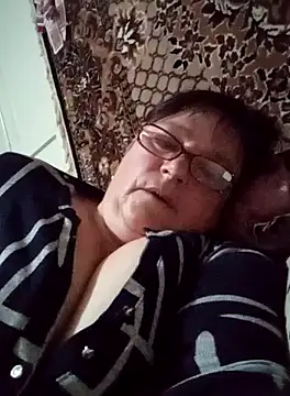 Snapshot of MilaCold5443 chatting on 04.01.26 MilaCold5443 online show from 04.01.26