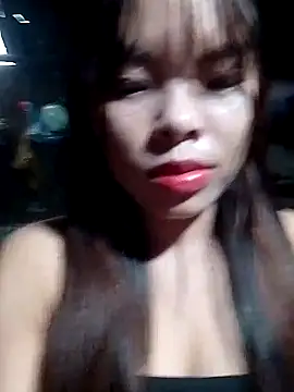 Snapshot of hello-cute chatting on 10.18.25 hello-cute online show from 10.18.25