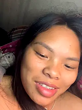 hello-cute online show from 12.02.25