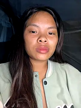 hello-cute online show from 12.03.25