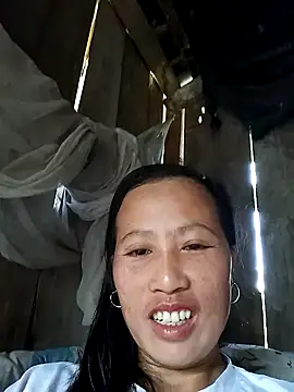 Snapshot of jerry-xx chatting on 10.30.25 jerry-xx online show from 10.30.25