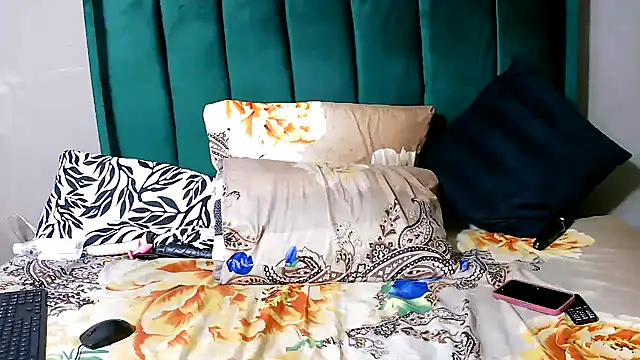 DeliciousBoobsx25 online show from 10.26.25