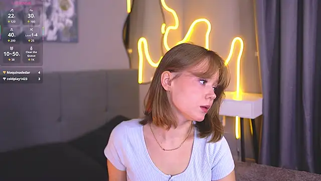 lorapalmerry online show from 10.27.25