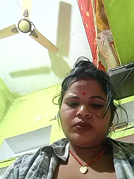 Snapshot of ALEXXA_143 chatting on 10.28.25 ALEXXA 143 online show from 10.28.25