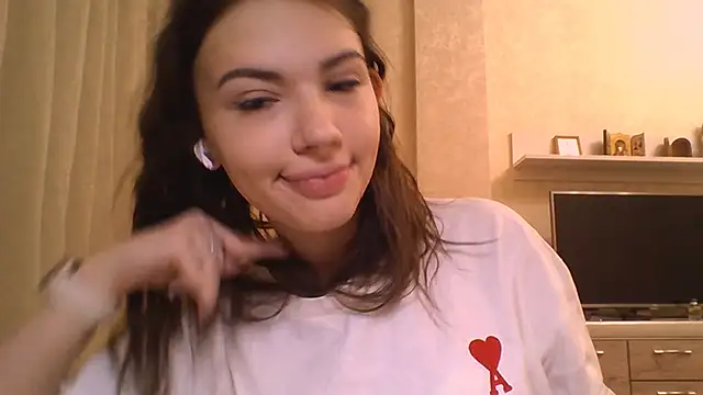 CeyaLier online show from 11.20.25